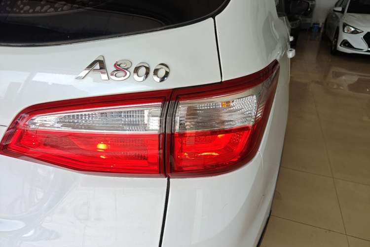 Used CHANGAN OSHAN A800 2017 1.6L Manual Comfort Model Right Rear Taillight