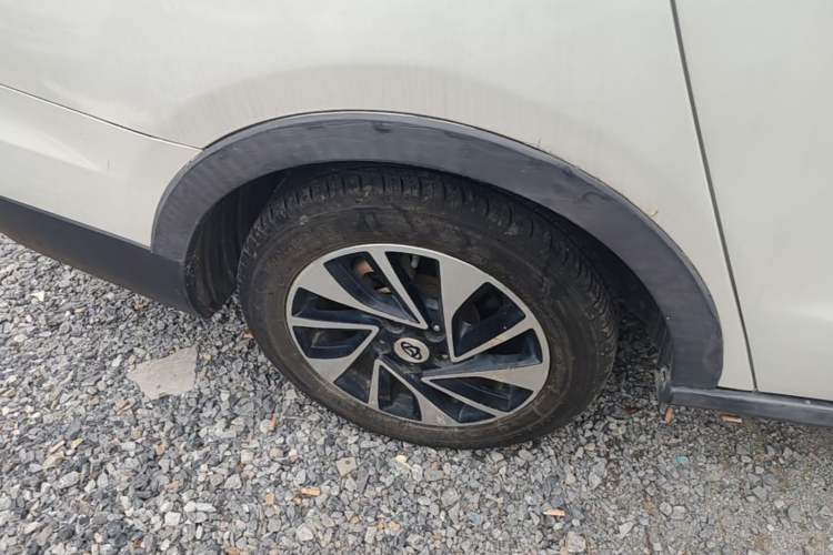 Used CHANGAN OSHAN A800 2017 1.6L Manual Comfort Model Right Rear Wheel Hub