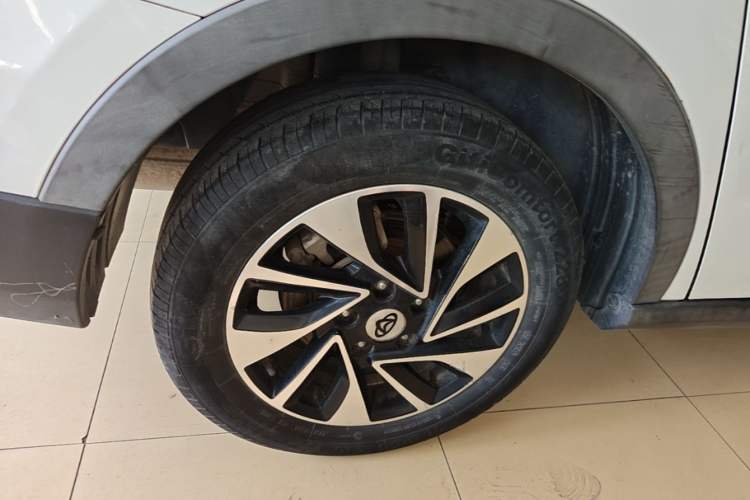Used CHANGAN OSHAN A800 2017 1.6L Manual Comfort Model Right Rear Wheel Hub