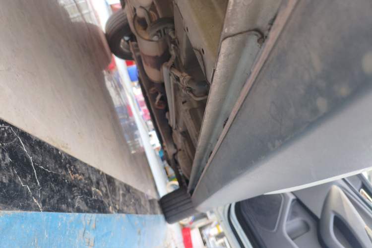 Used CHANGAN OSHAN A800 2017 1.6L Manual Luxury Model Right Side Sill