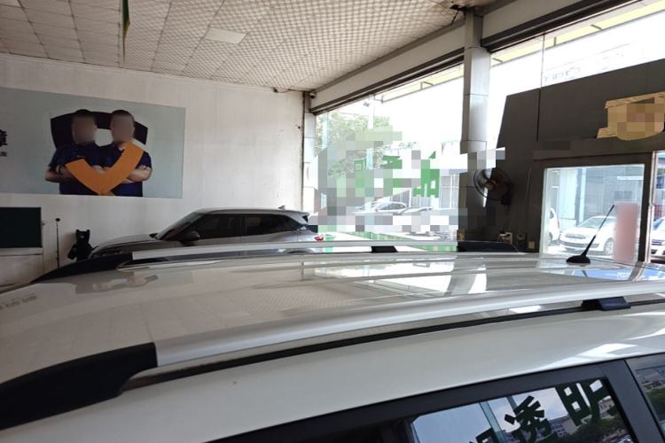 Used CHANGAN OSHAN A800 2017 1.6L Manual Comfort Model Roof