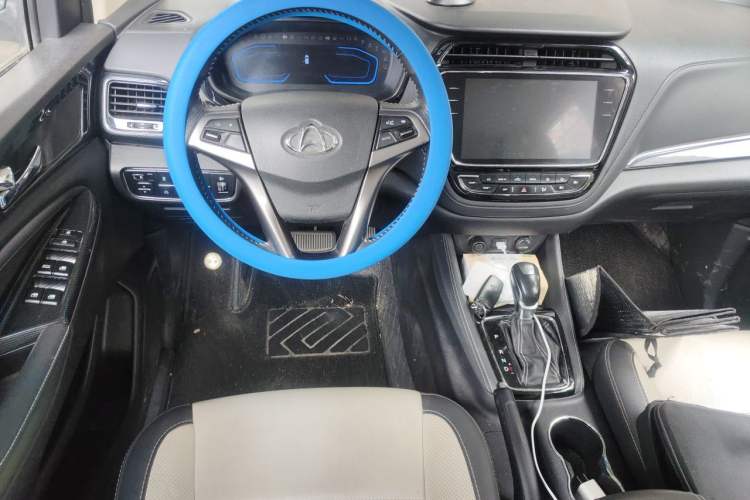 Used CHANGAN OSHAN A800 2017 1.5T Automatic Luxury Model Steering Wheel