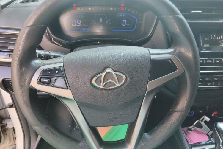 Used CHANGAN OSHAN A800 2017 1.5T Automatic Standard Model Steering Wheel
