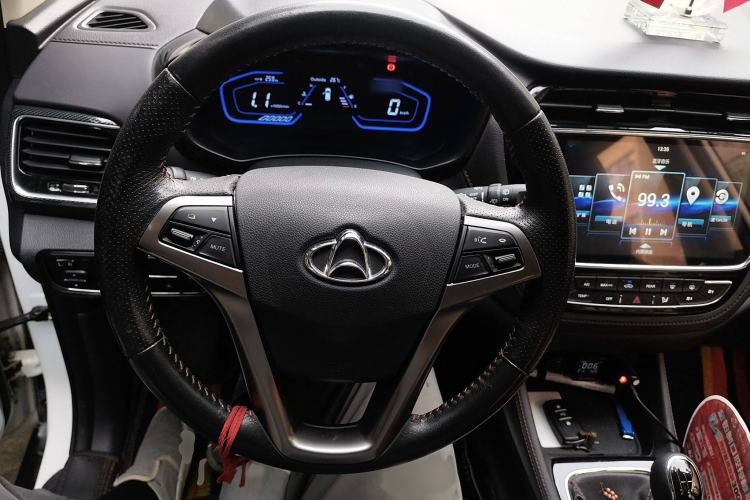 Used CHANGAN OSHAN A800 2017 1.6L Manual Luxury Model Steering Wheel