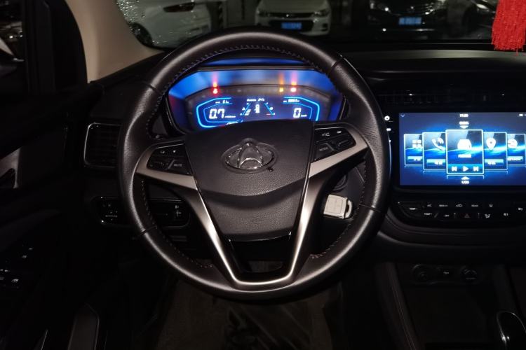 Used CHANGAN OSHAN A800 2017 1.6L Manual Comfort Model Steering Wheel