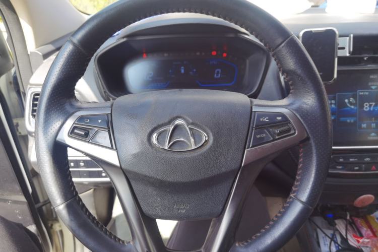 Used CHANGAN OSHAN A800 2017 1.6L Manual Luxury Model Steering Wheel