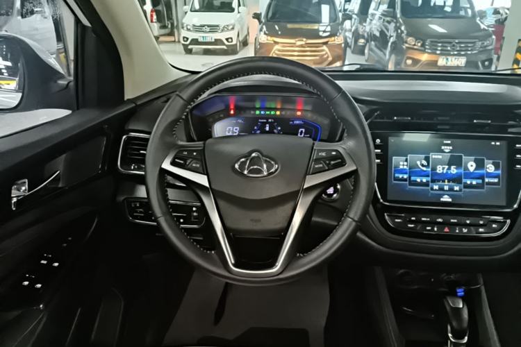Used CHANGAN OSHAN A800 2017 1.5T Automatic Luxury Model Steering Wheel