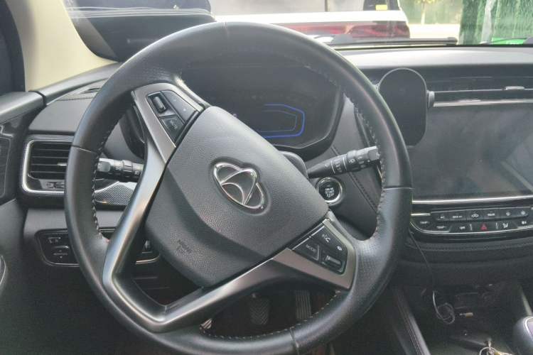Used CHANGAN OSHAN A800 2017 1.5T Manual Luxury Model Steering Wheel