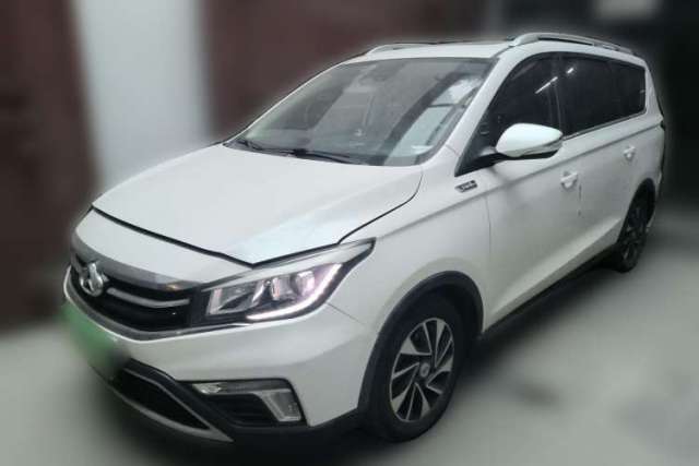 Used CHANGAN OSHAN A800 2017 1.5T Automatic ZhiZun Model