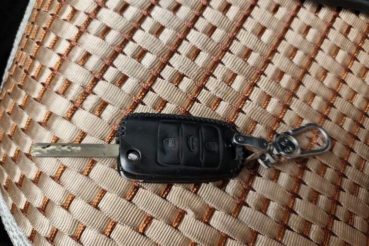 Used CHANGAN OSHAN A800 2017 1.6L Manual Comfort Model Vehicle Key