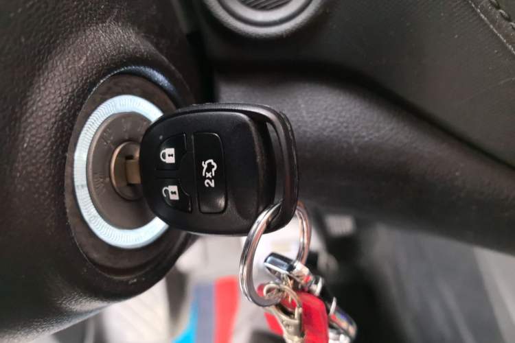 Used CHANGAN OSHAN A800 2017 1.5T Manual Elite Version Vehicle Key