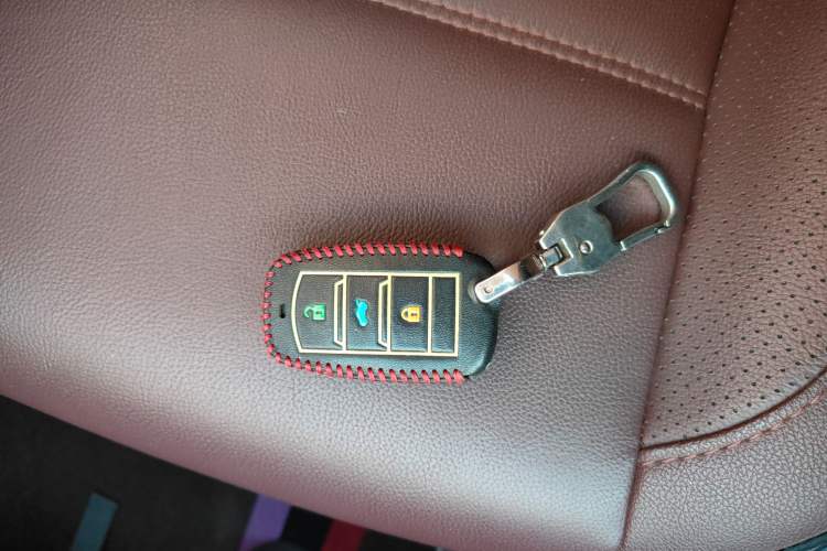 Used CHANGAN OSHAN A800 2017 1.6L Manual Luxury Model Vehicle Key