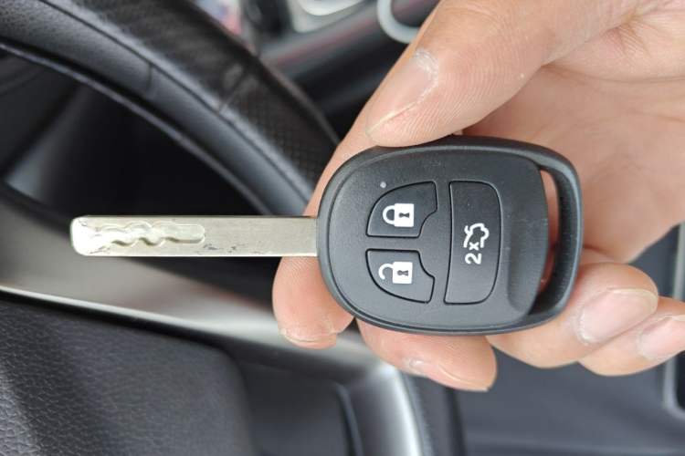 Used CHANGAN OSHAN A800 2017 1.6L Manual Standard Edition Vehicle Key