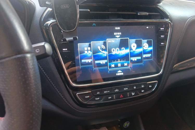 Used CHANGAN OSHAN A800 2018 1.6L Manual Smart Network Model Audio And AC Panel