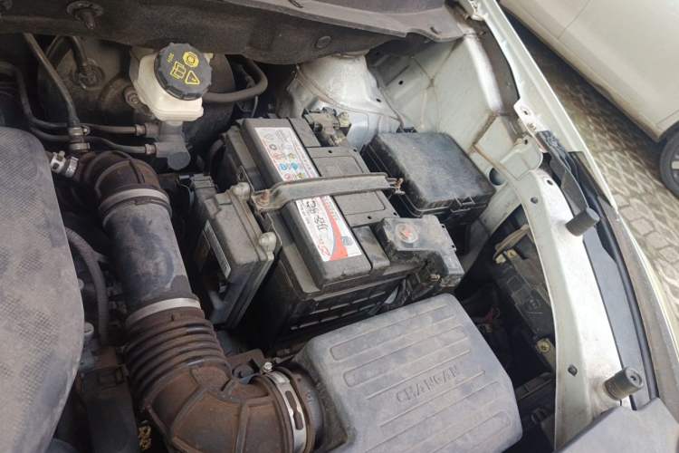 Used CHANGAN OSHAN A800 2018 1.6L Manual Smart Network Model Engine Bay Left