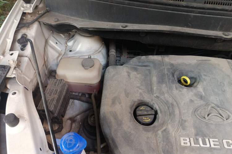 Used CHANGAN OSHAN A800 2018 1.6L Manual Smart Network Model Engine Bay Right