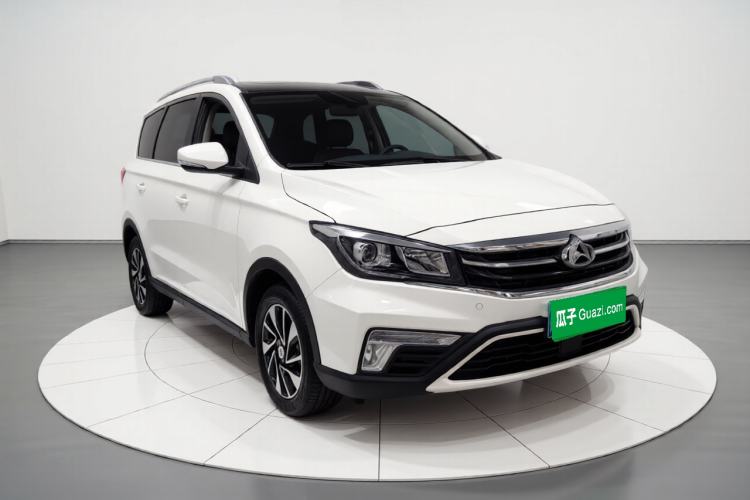 Used CHANGAN OSHAN A800 2018 1.6L Manual Smart Network Model Exterior 1