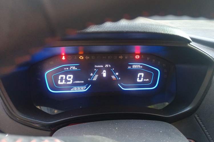 Used CHANGAN OSHAN A800 2018 1.6L Manual Smart Network Model Instrument Cluster