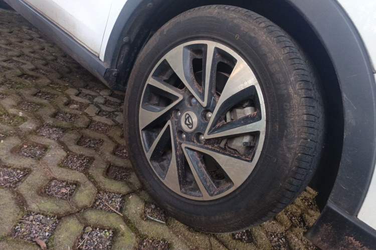 Used CHANGAN OSHAN A800 2018 1.6L Manual Smart Network Model Right Front Wheel Hub