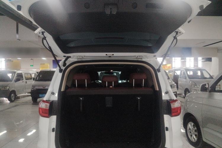 Used CHANGAN OSHAN A800 2018 1.6L Manual Smart Network Model Trunk