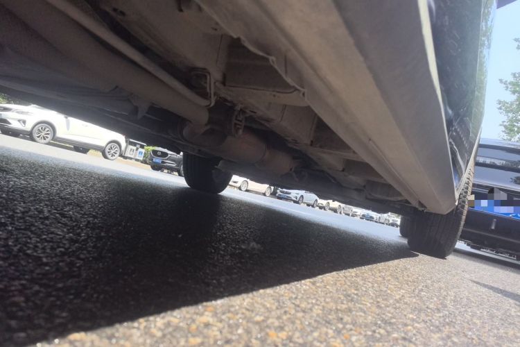 Used CHANGAN OSHAN A800 2019 1.6L Manual Comfort Model China VI Standard Chassis Rear Right