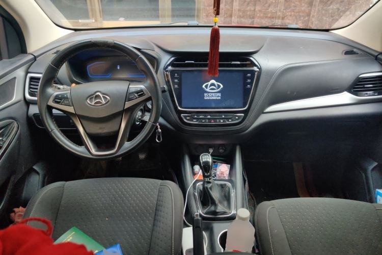 Used CHANGAN OSHAN A800 2019 1.6L Manual Comfort Model China V Standard Center Console