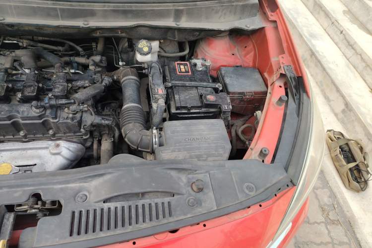 Used CHANGAN OSHAN A800 2019 1.6L Manual Comfort Model China V Standard Engine Bay Left