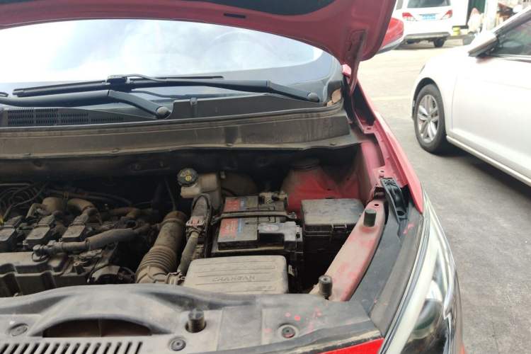 Used CHANGAN OSHAN A800 2019 1.6L Manual Comfort Model China V Standard Engine Bay Left