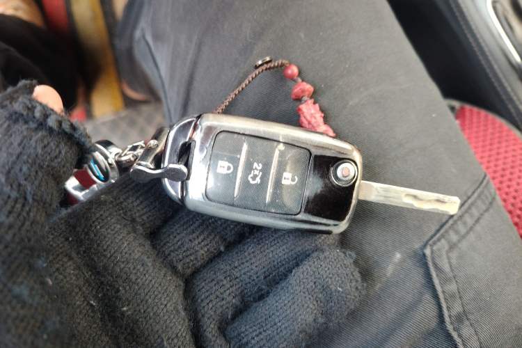 Used CHANGAN OSHAN A800 2019 1.6L Manual Comfort Model China V Standard Vehicle Key