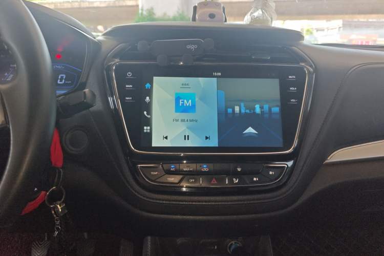 Used CHANGAN OSHAN A800 2019 1.6L Manual Comfort Model China VI Standard Audio And AC Panel