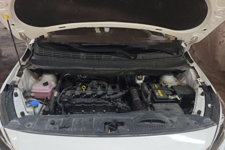 Used CHANGAN OSHAN A800 2019 1.6L Manual Comfort Model China VI Standard Engine Bay