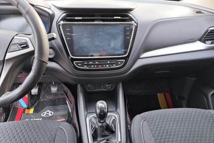 Used CHANGAN OSHAN A800 2019 1.6L Manual Comfort Model China VI Standard Interior 2