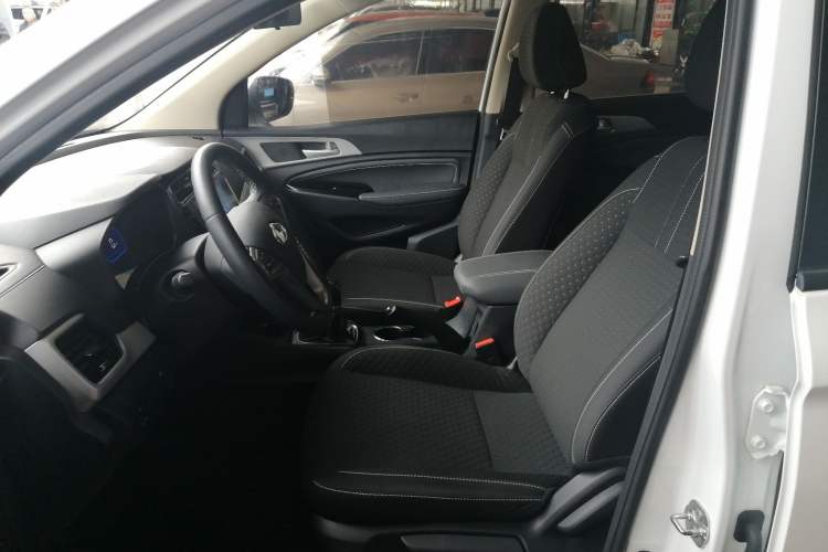 Used CHANGAN OSHAN A800 2019 1.6L Manual Comfort Model China VI Standard Left Front Seat
