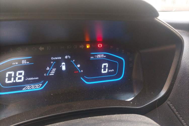 Used CHANGAN OSHAN A800 2019 1.6L Manual Comfort Model China V Standard Odometer Close Up