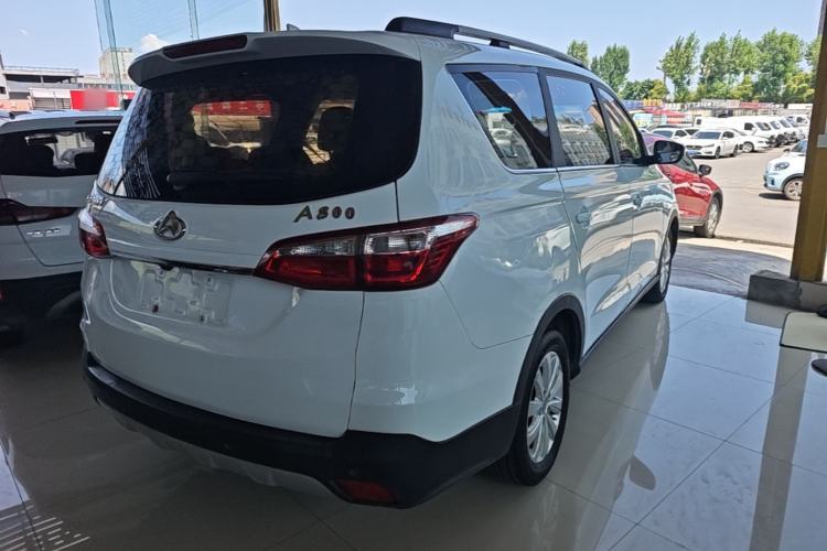 Used CHANGAN OSHAN A800 2019 1.6L Manual Luxury Model China VI Standard Rear Right 45 Deg