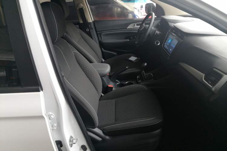 Used CHANGAN OSHAN A800 2019 1.6L Manual Comfort Model China VI Standard Right Front Seat