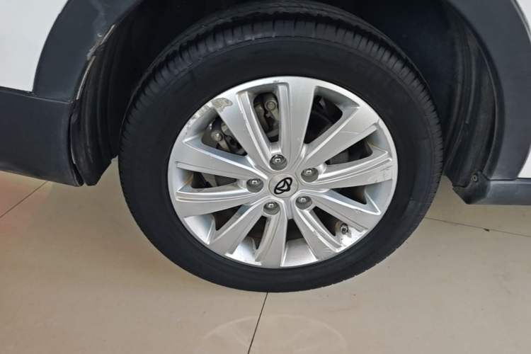 Used CHANGAN OSHAN A800 2019 1.6L Manual Luxury Model China VI Standard Right Rear Wheel Hub