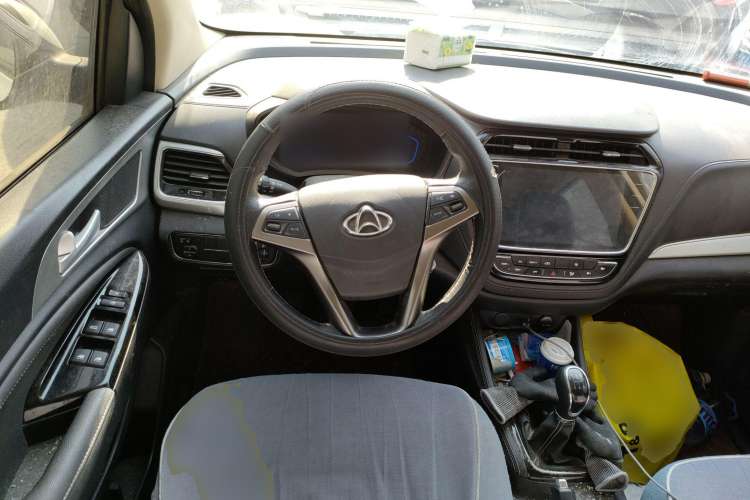 Used CHANGAN OSHAN A800 2019 1.6L Manual Comfort Model China V Standard Steering Wheel