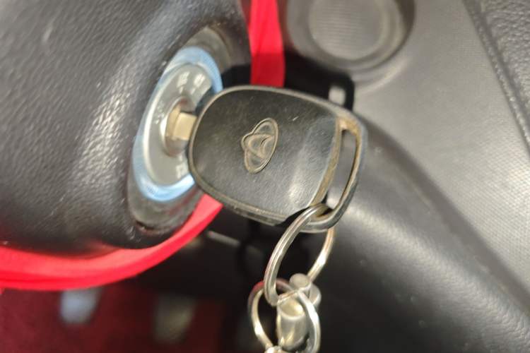 Used CHANGAN OSHAN A800 2019 1.6L Manual Comfort Model China VI Standard Vehicle Key
