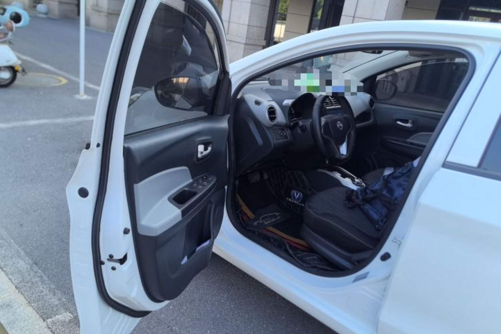 Used CHANGAN OSHAN Benni E-Star 2021 National Edition Xin Yue Version Lithium Iron Phosphate (31.18 kWh) Driver Seat