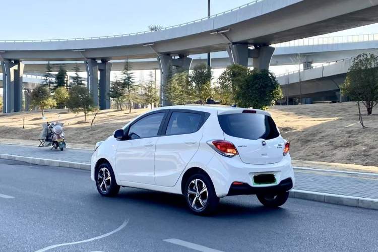 Used CHANGAN OSHAN Benni E-Star 2020 Heart Edition Lithium Iron Phosphate (31.95 kWh) Exterior 2