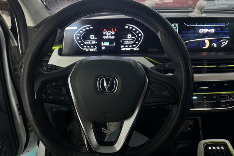 Used CHANGAN OSHAN Benni E-Star 2020 Heartbeat Edition NMC Lithium Interior 1