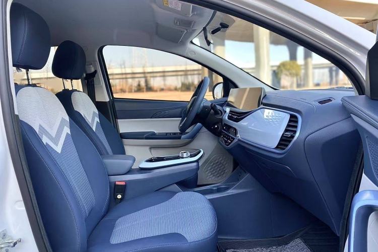 Used CHANGAN OSHAN Benni E-Star 2020 Heart Edition Lithium Iron Phosphate (31.95 kWh) Interior 2