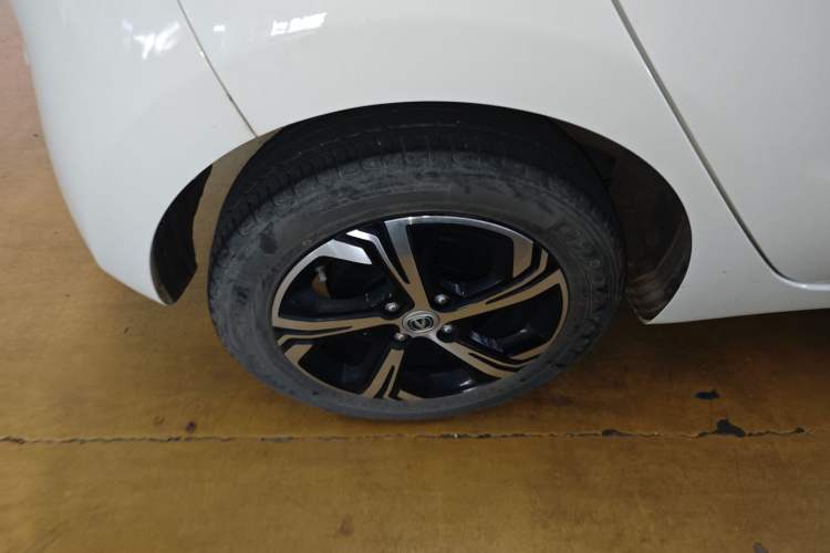 Used CHANGAN OSHAN Benni E-Star 2021 National Edition Xinyue Version (Fast-Charging Edition) Lithium NMC Right Rear Wheel Hub