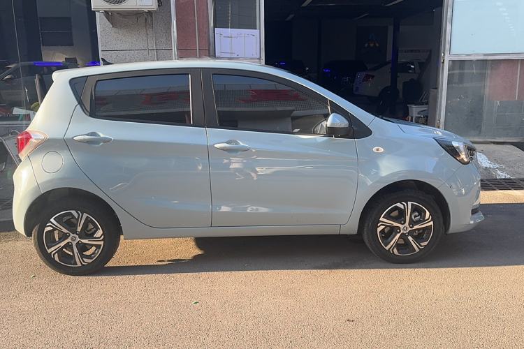 Used CHANGAN OSHAN Benni E-Star 2020 Heart Edition Lithium Iron Phosphate (31.18 kWh) Exterior 2