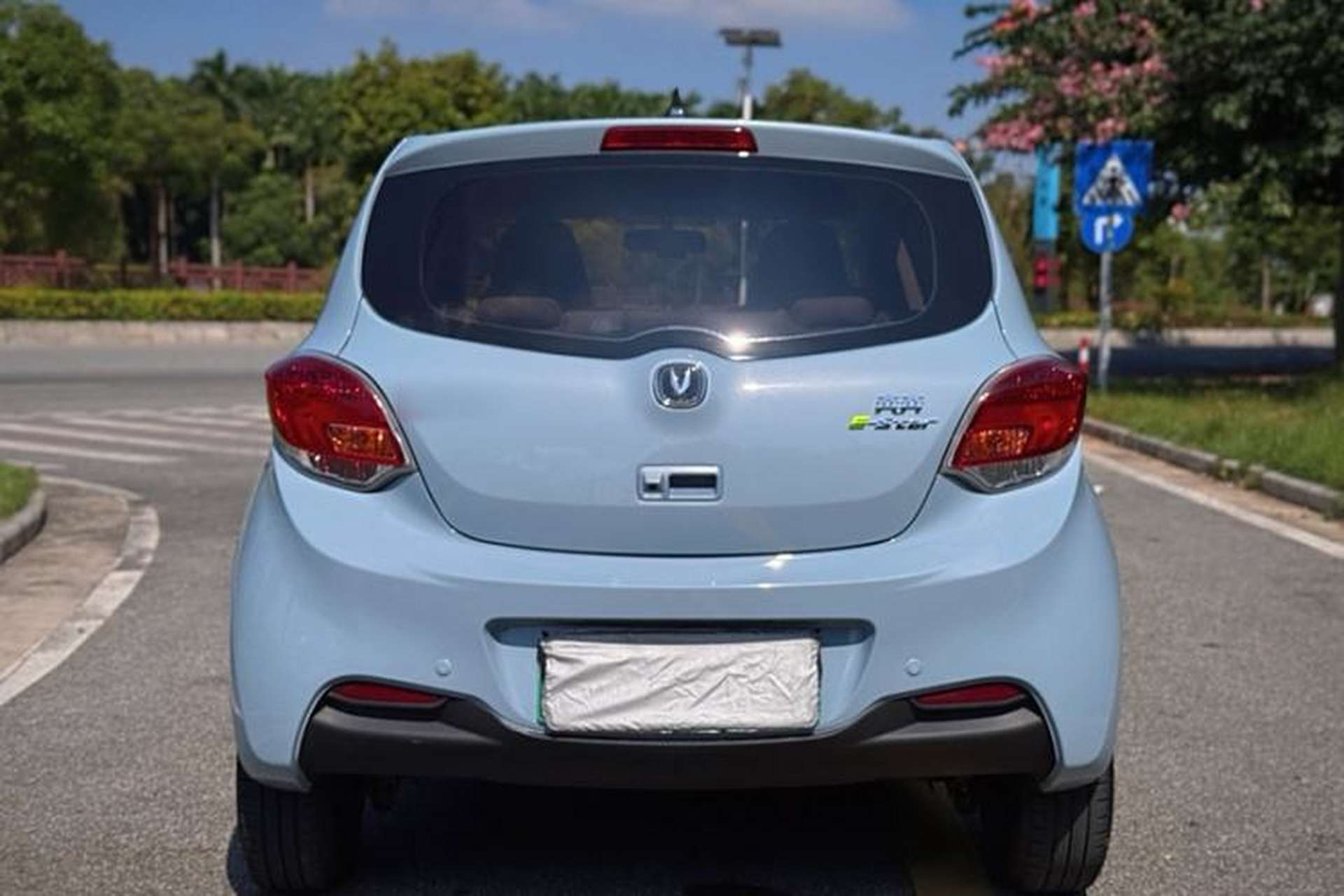 Used CHANGAN OSHAN Benni E-Star 2020 Xinyue Edition Lithium Iron Phosphate (31.95 kWh) Exterior 3