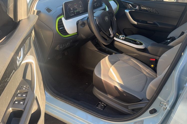 Used CHANGAN OSHAN Benni E-Star 2020 Heart Edition Lithium Iron Phosphate (31.18 kWh) Interior 2