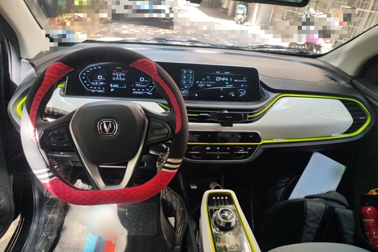 Used CHANGAN OSHAN Benni E-Star 2020 Heartbeat Edition NMC Lithium Center Console