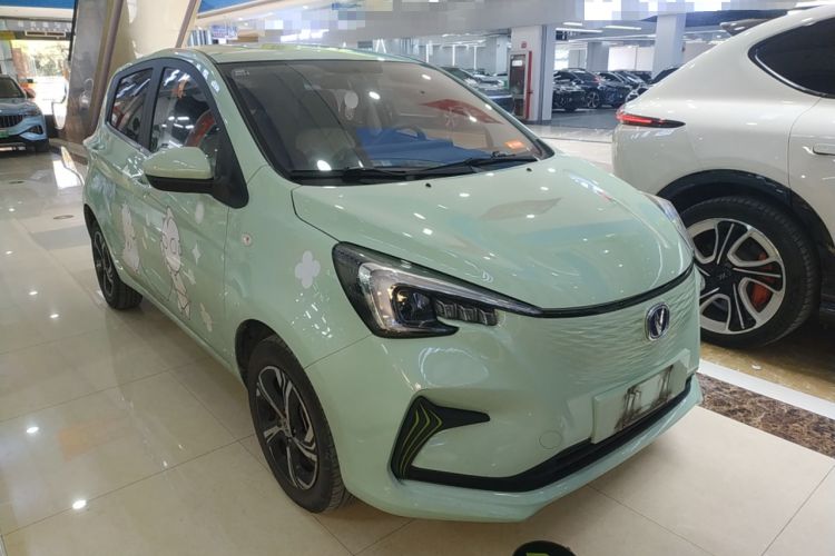 Used CHANGAN OSHAN Benni E-Star 2020 Heart Edition Lithium Iron Phosphate (31.18 kWh) Front Right 45 Deg