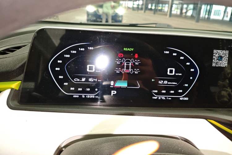 Used CHANGAN OSHAN Benni E-Star 2020 Heart Edition Lithium Iron Phosphate (31.18 kWh) Instrument Cluster